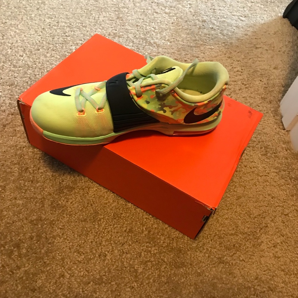 KD